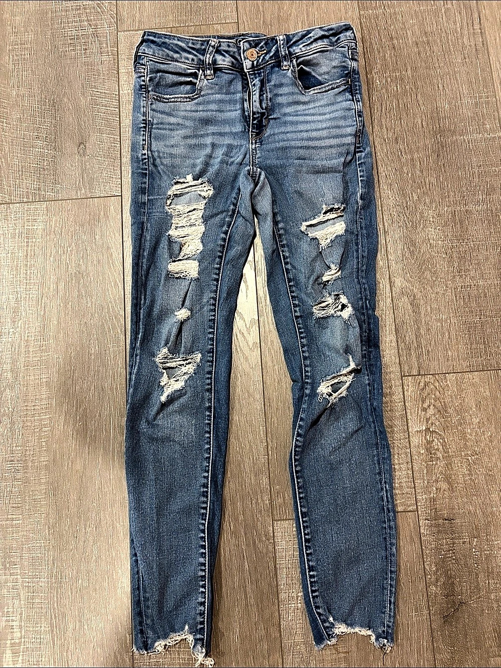 American Eagle AE Ripped Skinny Jean Distressed Skinny Jeans in Blue